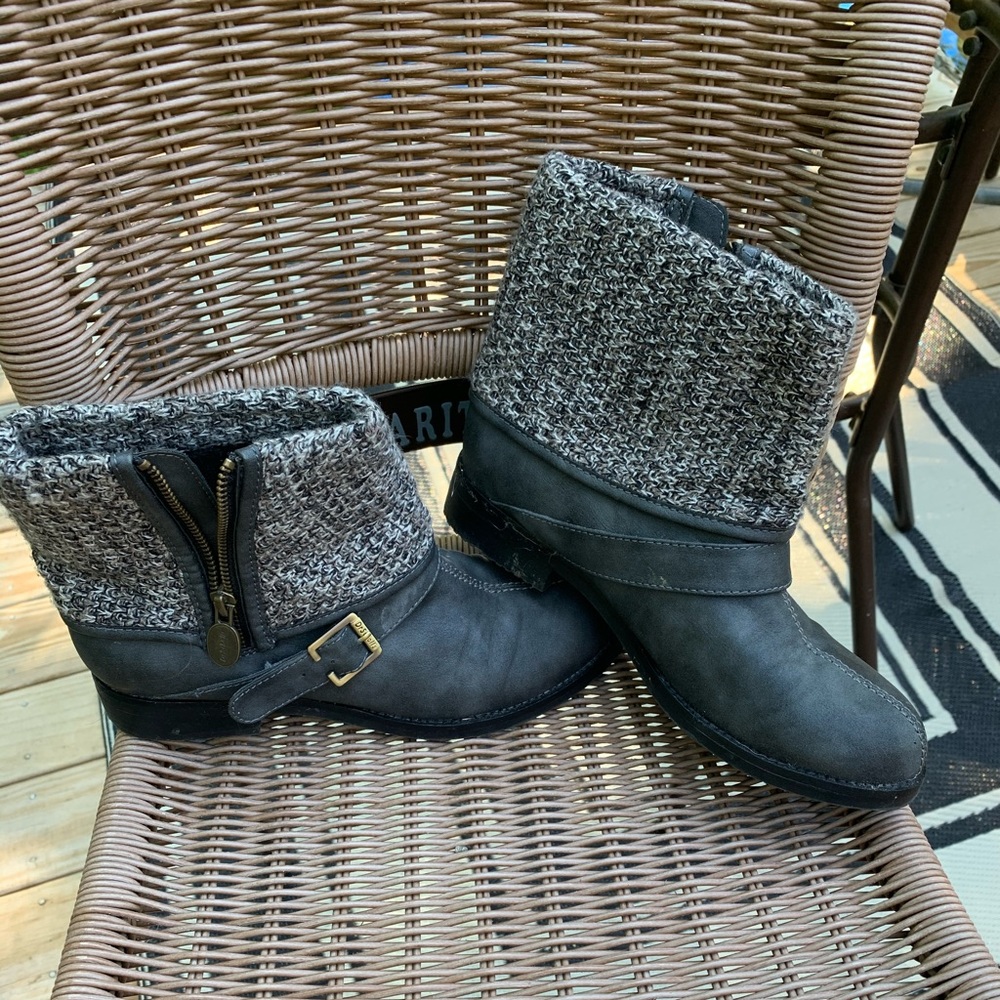 Ankle boots